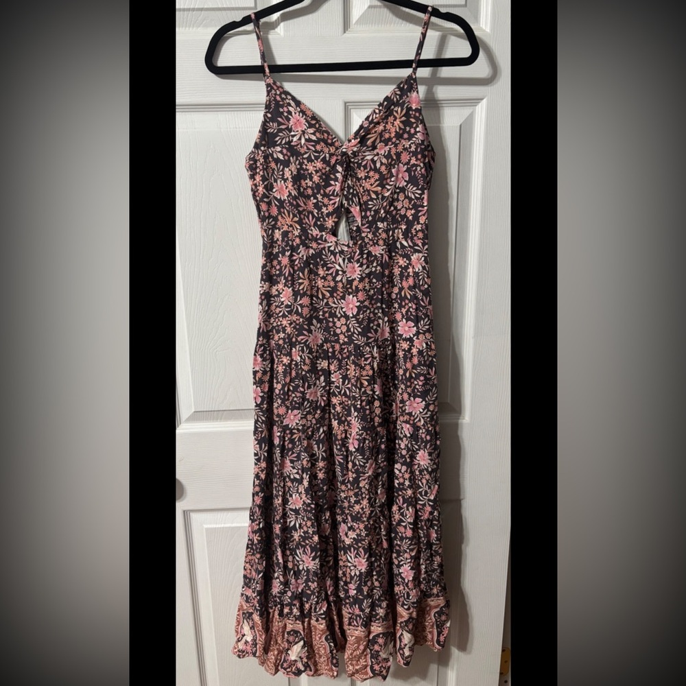 Iris Maxi The Label Sun Dress Gray Floral Cutout Size Medium EUC Boho Prairie